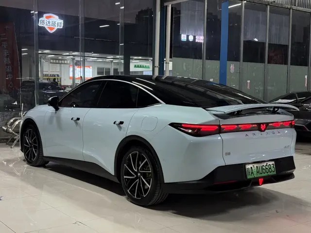 Arcfox Alpha S5 — Фото автомобиля 17