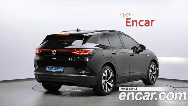 Volkswagen ID.4 — Фото автомобиля 2