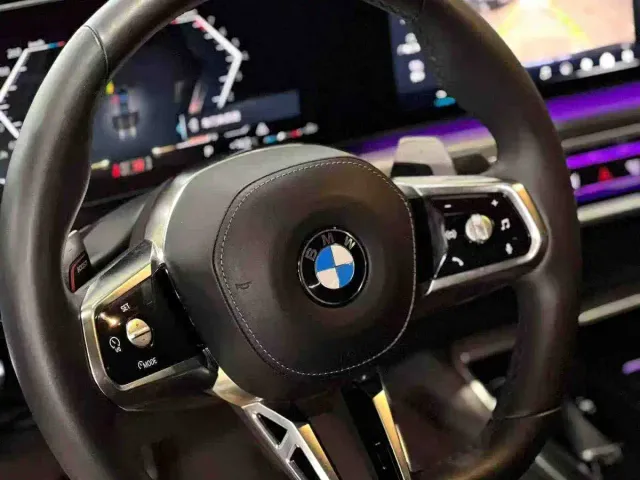 BMW 7 Series — Фото автомобиля 4