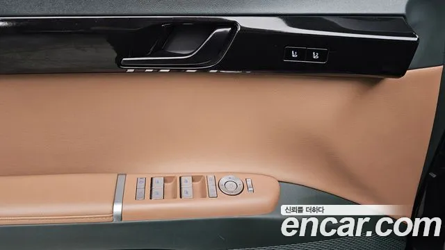 Hyundai Grandeur GN7 — Фото автомобиля 19
