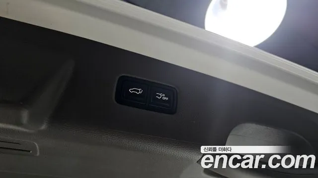 Kia Canival Carnival 4 поколение Бензин 7 мест Hi-Limousine — Фото автомобиля 19