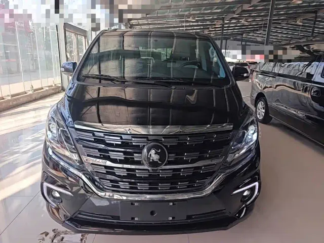 Forthing Fengxing M7 — Фото автомобиля 2