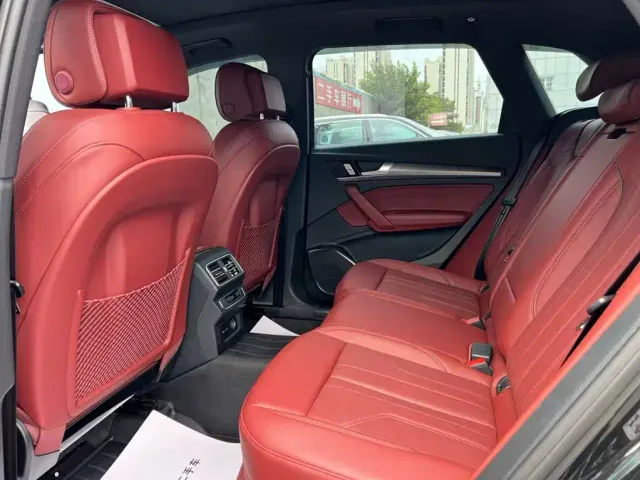 Audi Q5L — Фото автомобиля 6