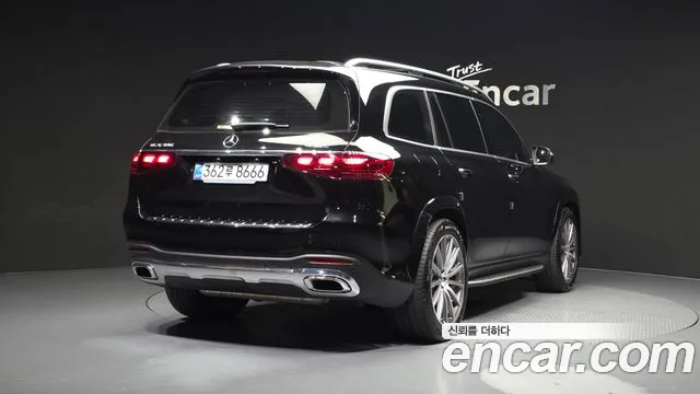 Mercedes-Benz GLS-Class — Фото автомобиля 2