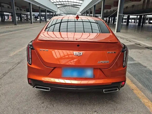 Cadillac CT4 — Фото автомобиля 5