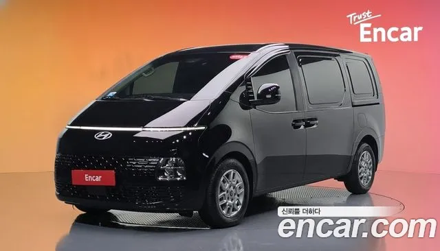 Фотография автомобиля — Hyundai Staria
