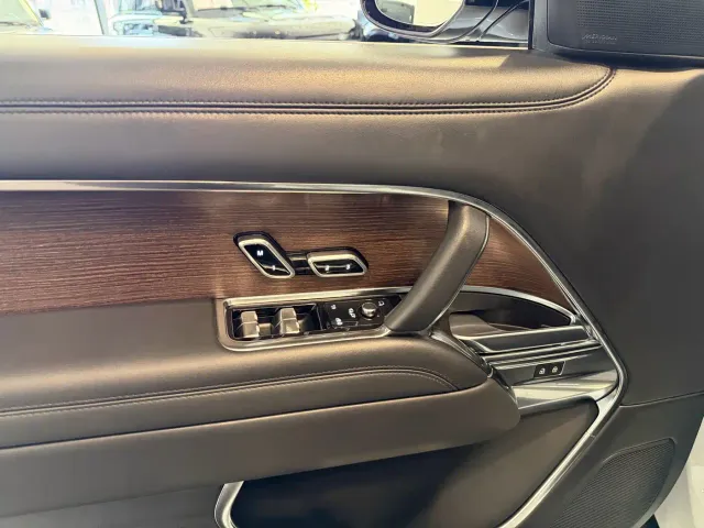 Land Rover Range Rover — Фото автомобиля 5