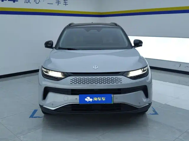 Leapmotor C11 — Фото автомобиля 2