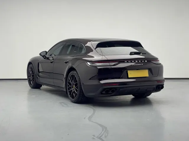 Porsche Panamera — Фото автомобиля 25