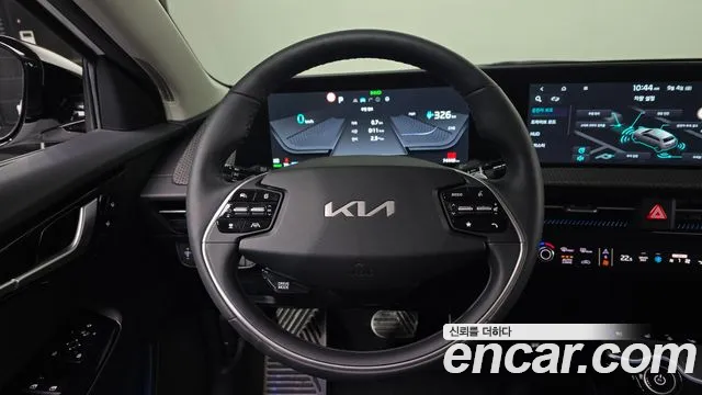 Kia EV6 — Фото автомобиля 6