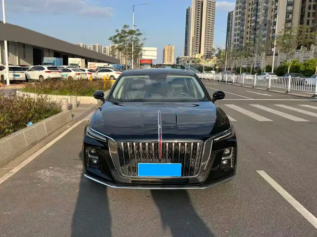 Hongqi H5 — Фото автомобиля 2