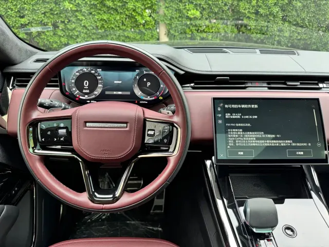 Land Rover Range Rover Sport — Фото автомобиля 14