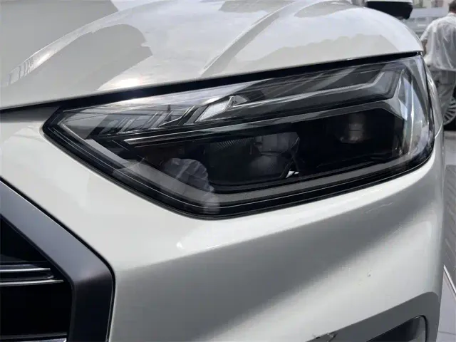 Audi Q5L — Фото автомобиля 14