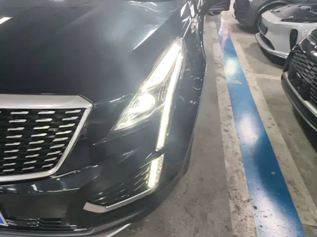 Cadillac XT5 — Фото автомобиля 23