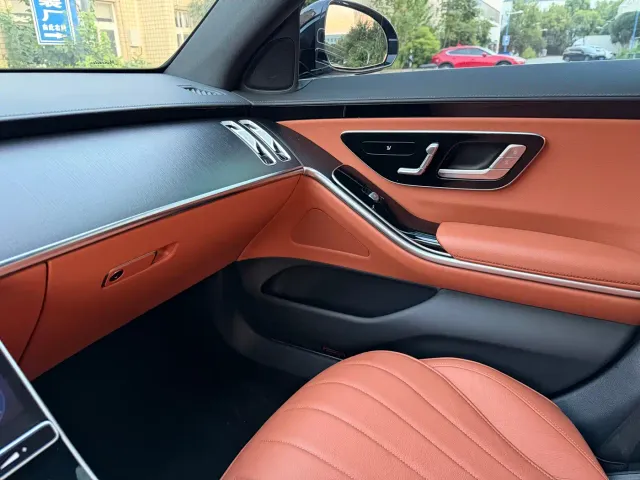 Mercedes-Benz S-Class — Фото автомобиля 7