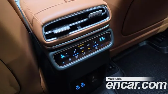 Genesis GV80 — Фото автомобиля 25