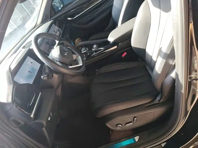 Geely Xingyue L — Фото автомобиля 14