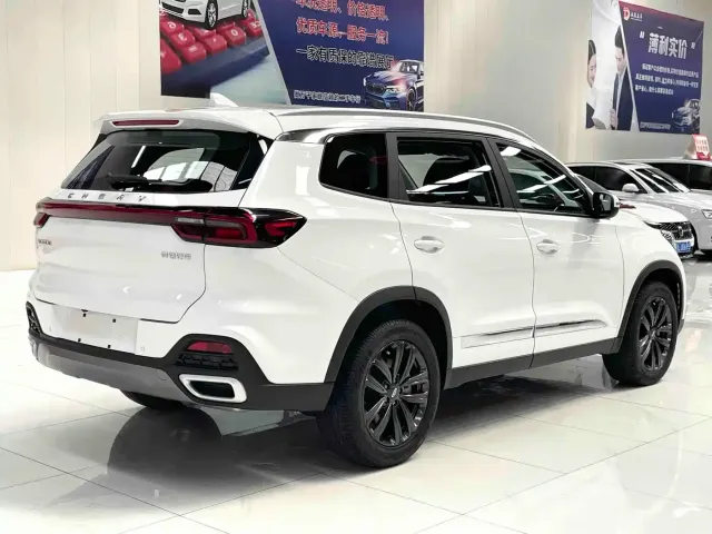 Chery Tiggo 8 — Фото автомобиля 6
