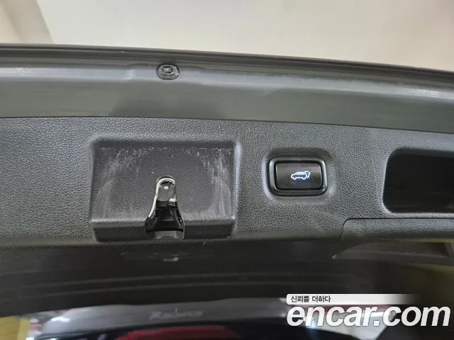 Hyundai Santa Fe Santa Fe (New) — Фото автомобиля 20
