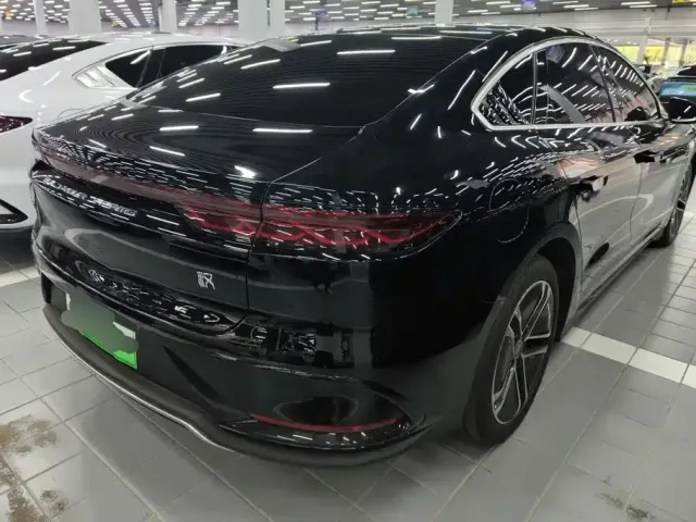 BYD Han — Фото автомобиля 3