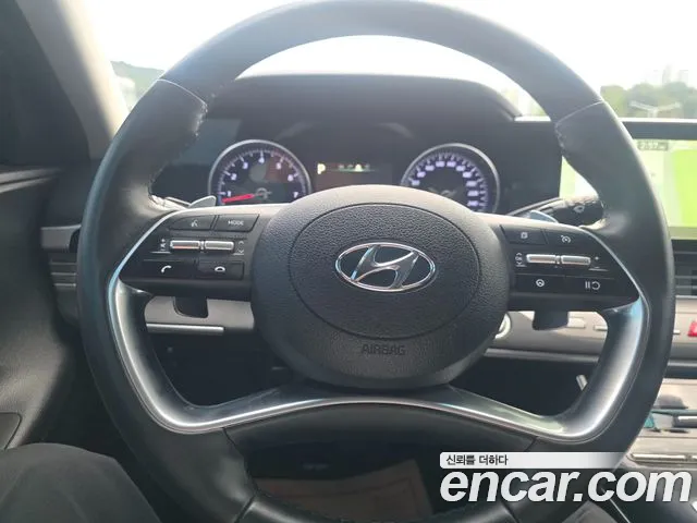 Hyundai Grandeur Grandeur (New) — Фото автомобиля 14