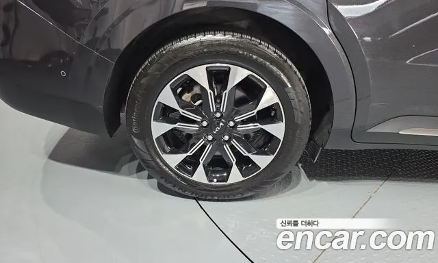 Kia Carnival 4th Gen — Фото автомобиля 5