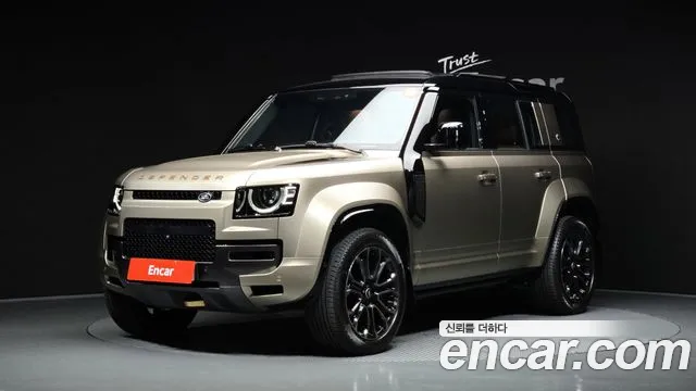 Фотография автомобиля — Land Rover Defender L663