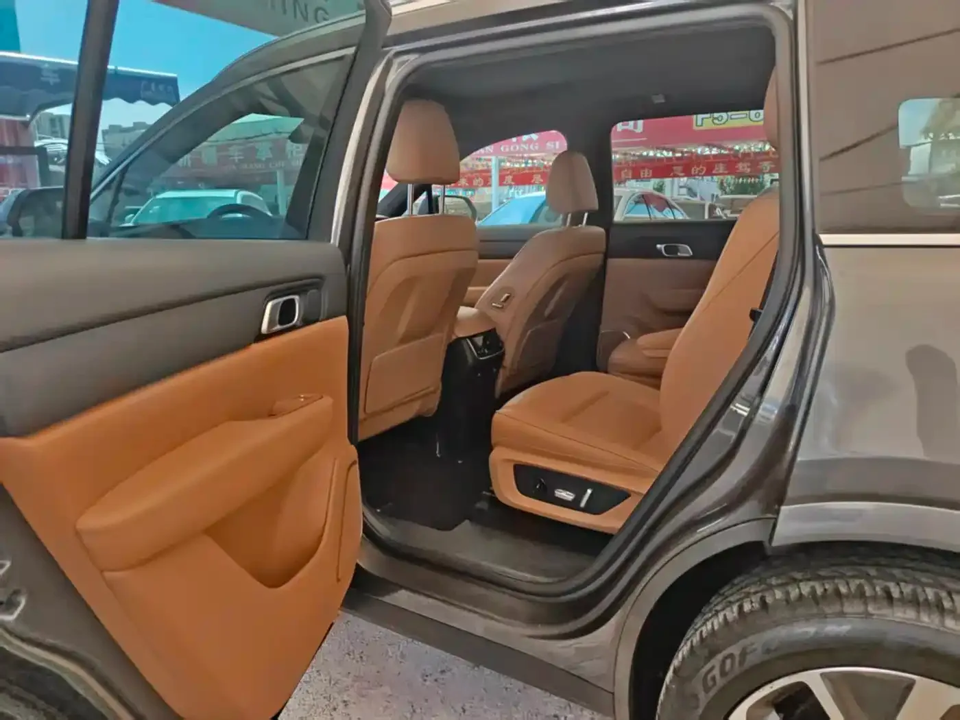 Li Auto Li ONE 2021 Extended Range 6-Seater — Фото автомобиля 5