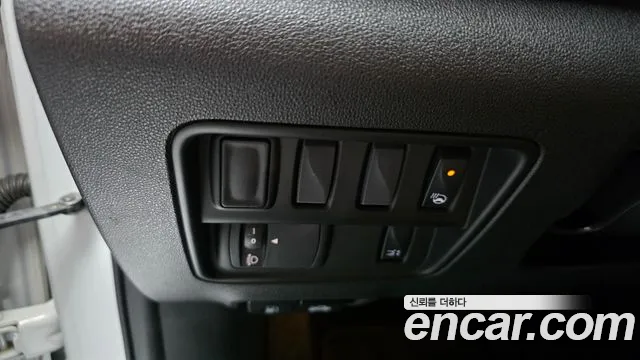 Renault Korea QM6 New — Фото автомобиля 24