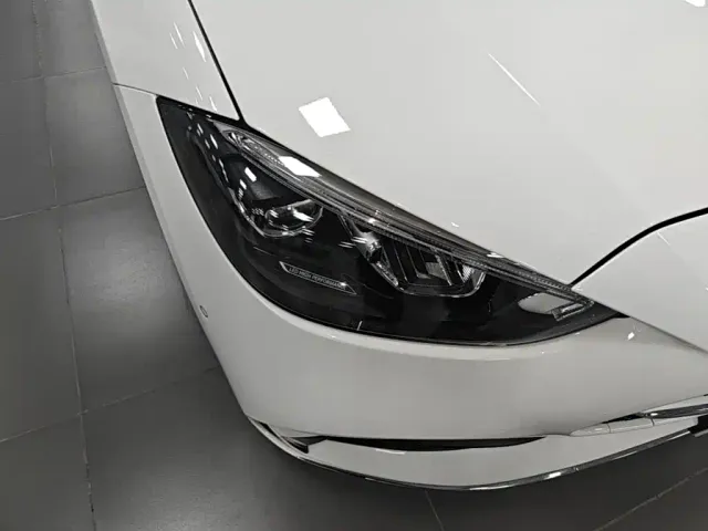 Mercedes-Benz C-Class — Фото автомобиля 10