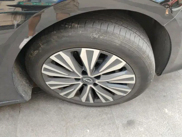 Nissan Teana — Фото автомобиля 6