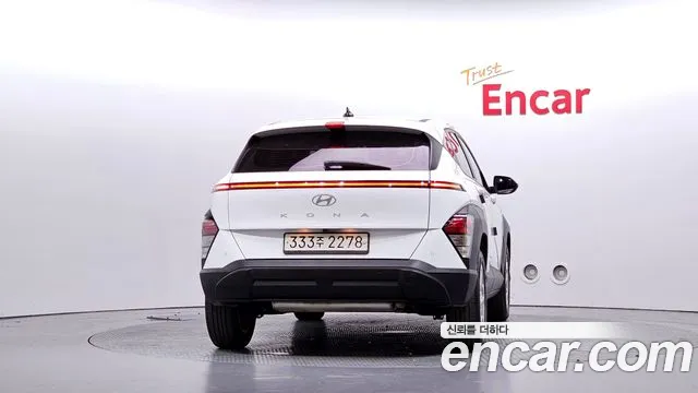 Hyundai Kona SX2 — Фото автомобиля 4