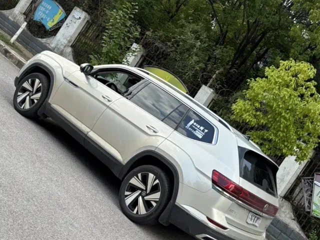 Volkswagen Teramont — Фото автомобиля 11