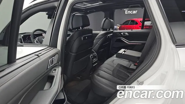 BMW X5 xDrive 40i M Sport — Фото автомобиля 10