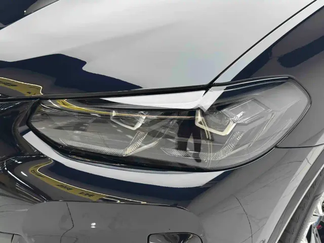 BMW iX3 — Фото автомобиля 14