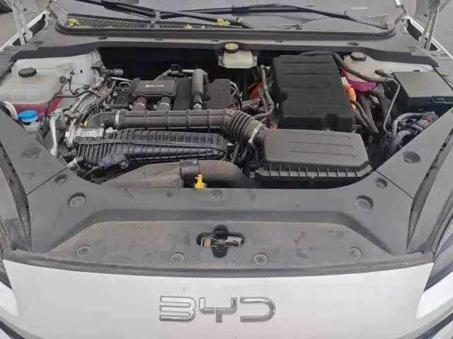 BYD Seal 06 — Фото автомобиля 10