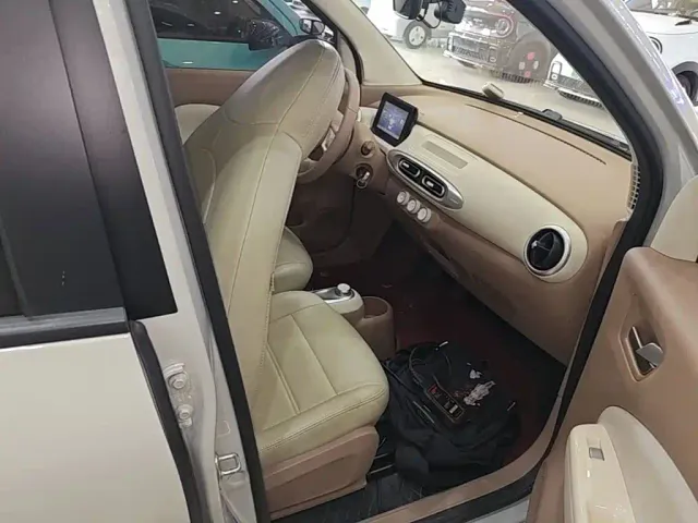 Wuling Hongguang Mini EV — Фото автомобиля 24