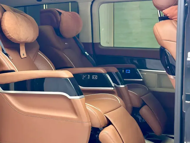 Mercedes-Benz V-Class — Фото автомобиля 8