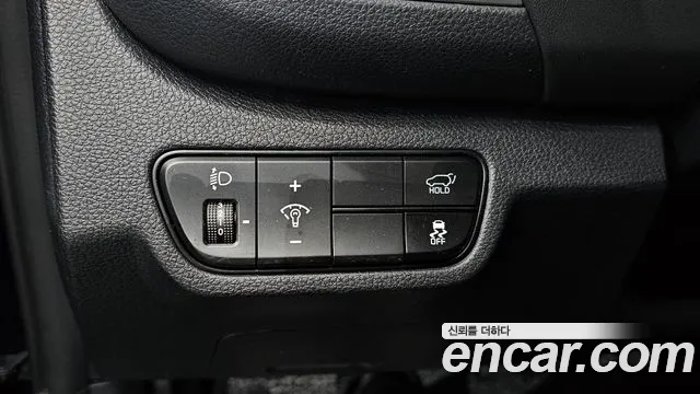 Kia Seltos — Фото автомобиля 18