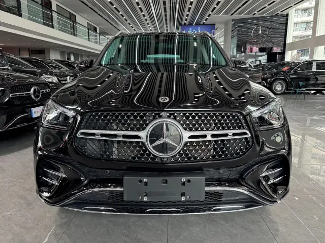 Mercedes-Benz GLE-Class — Фото автомобиля 2