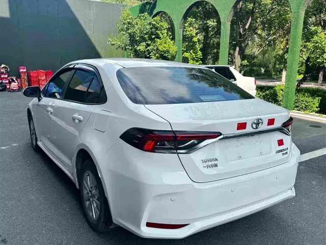 Toyota Corolla — Фото автомобиля 16
