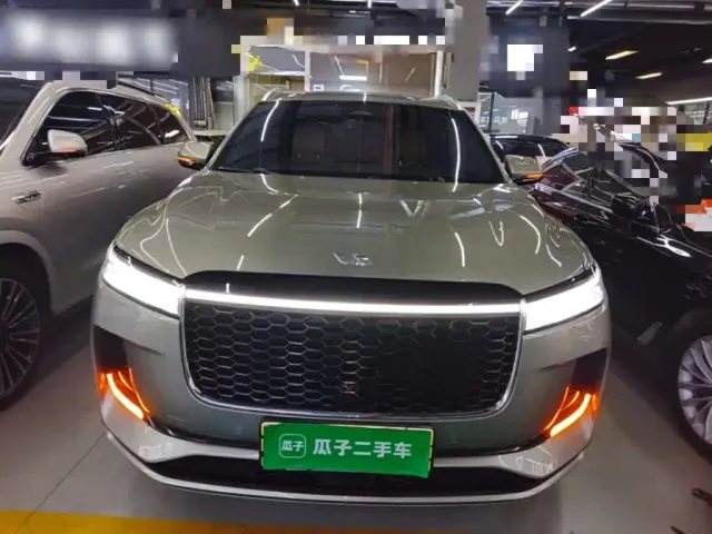 Li Auto ONE — Фото автомобиля 2