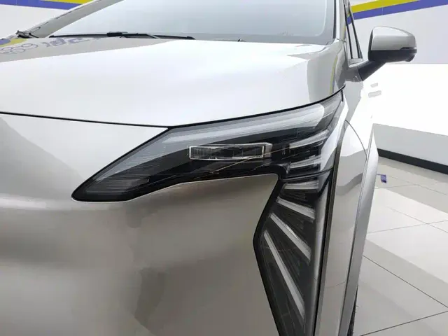 GAC Aion Y — Фото автомобиля 5