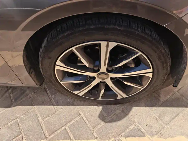 Geely Emgrand — Фото автомобиля 6