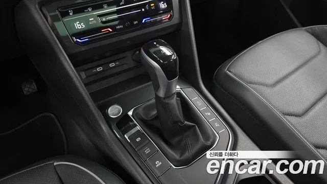 Volkswagen Tiguan — Фото автомобиля 9