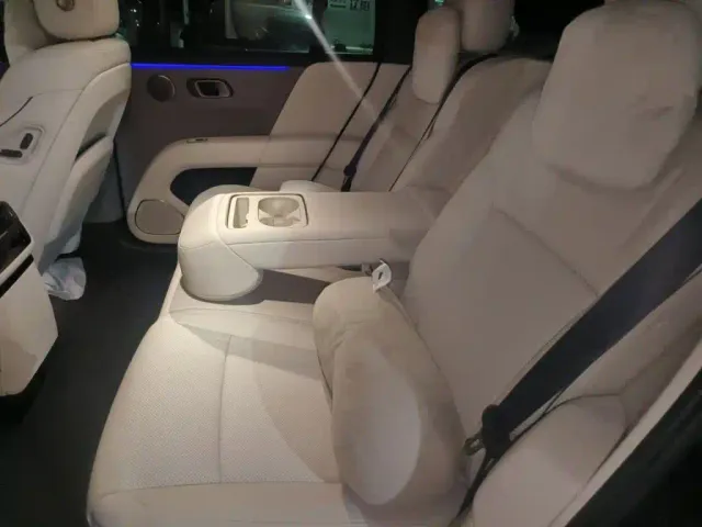 Li Auto i6 — Фото автомобиля 13