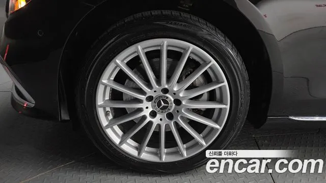 Mercedes-Benz E-Class W213 — Фото автомобиля 5