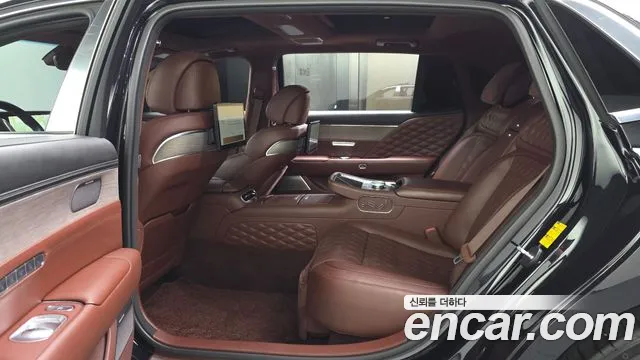 Genesis G90 — Фото автомобиля 23