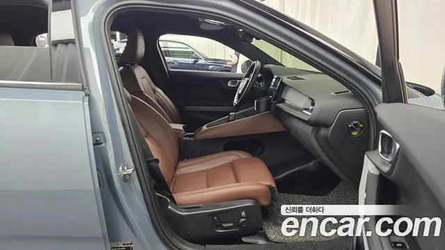 Polestar 2 — Фото автомобиля 16