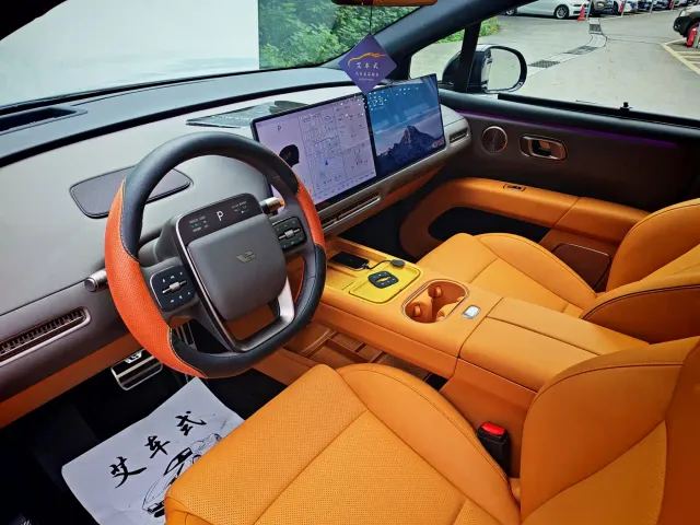 Li Auto i6 — Фото автомобиля 9